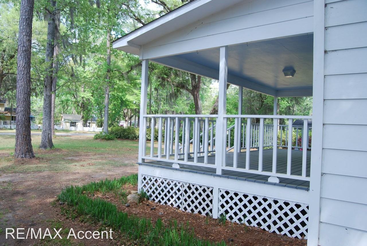 521 Jerico Dr - Photo 2 of 12