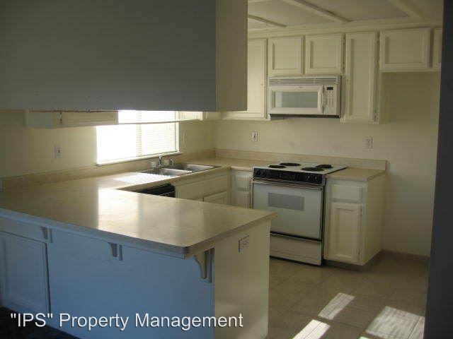 834 S 1st St - Photo 2 of 14