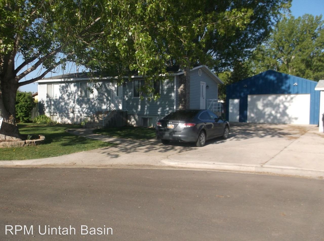 337 N Joyce Ave - Photo 3 of 19