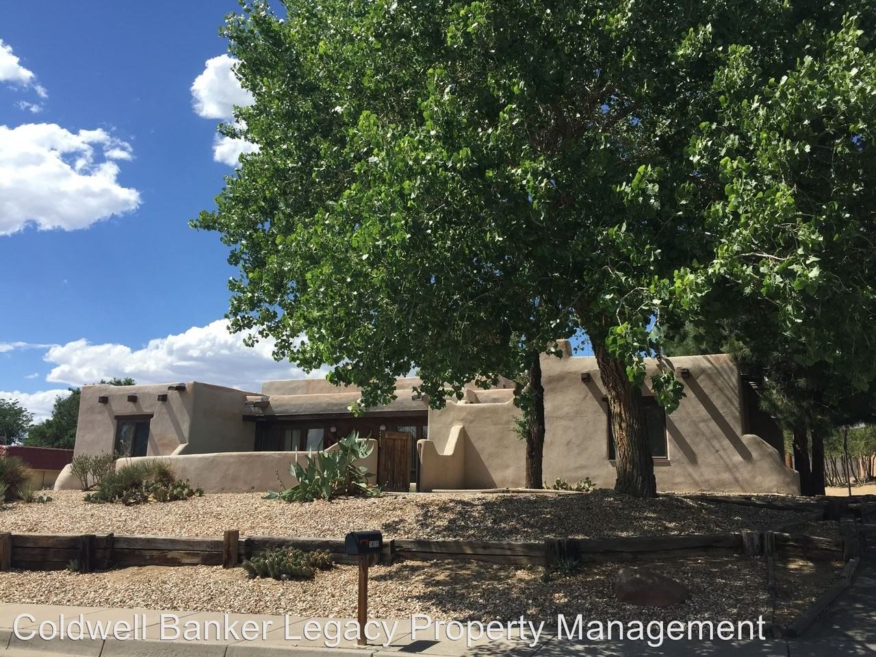 14015 Sunglow Rd NE - Photo 2 of 25