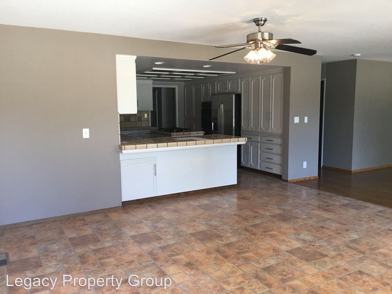 1904 E Hamilton Ave - Photo 3 of 26