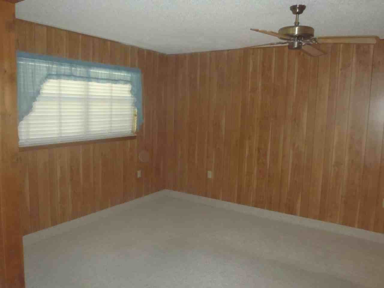 2801 Glenwood Ave - Photo 3 of 11