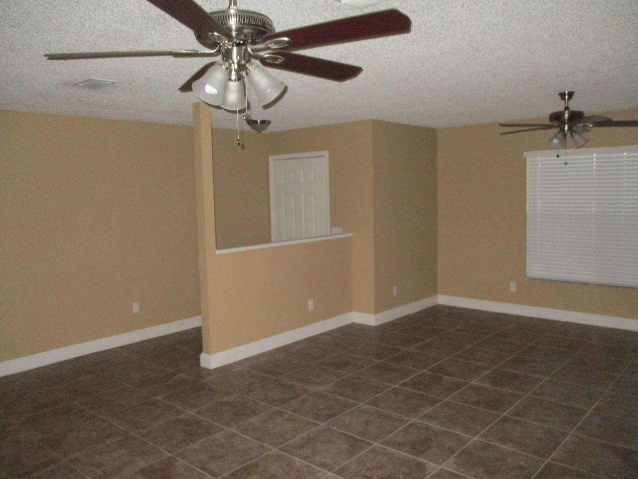 4775 Doreen Rd - Photo 2 of 18