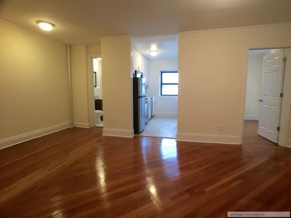 21 Fifth Ave #3