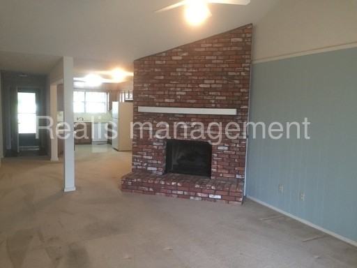 7324 S Canton Ave - Photo 2 of 9