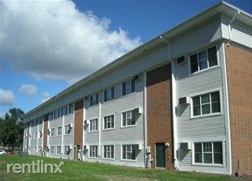 Newport Apartments - Photo 3 of 4