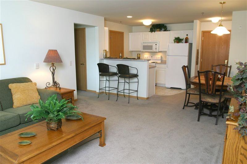 Prairie Crest Apartments - Photo 2 of 8
