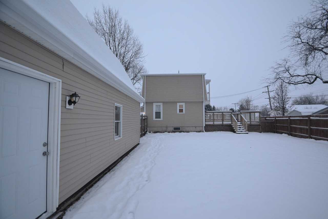 835 Garfield Ave - Photo 2 of 7