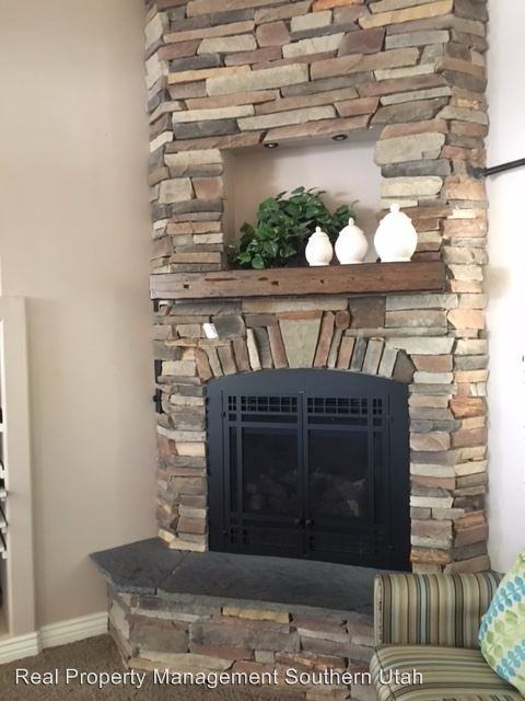 885 W Cimarron Dr - Photo 2 of 5