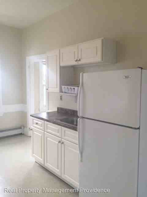 216 Orms St - Photo 2 of 8