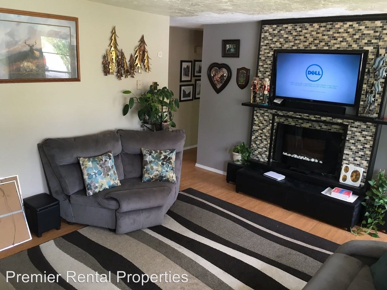 1120 W 2nd S - Photo 3 of 23