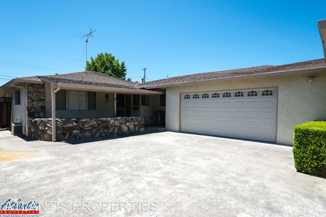 1966 Harris Ave - Photo 2 of 29