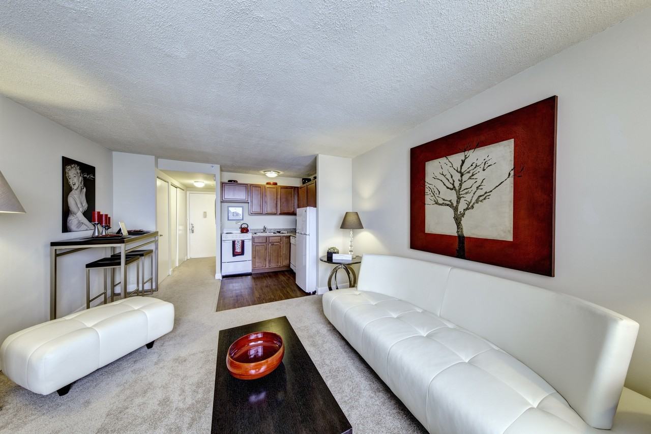 Mont Clare Apartments 7171 W Gunnison St, Chicago, IL 60706 Zumper