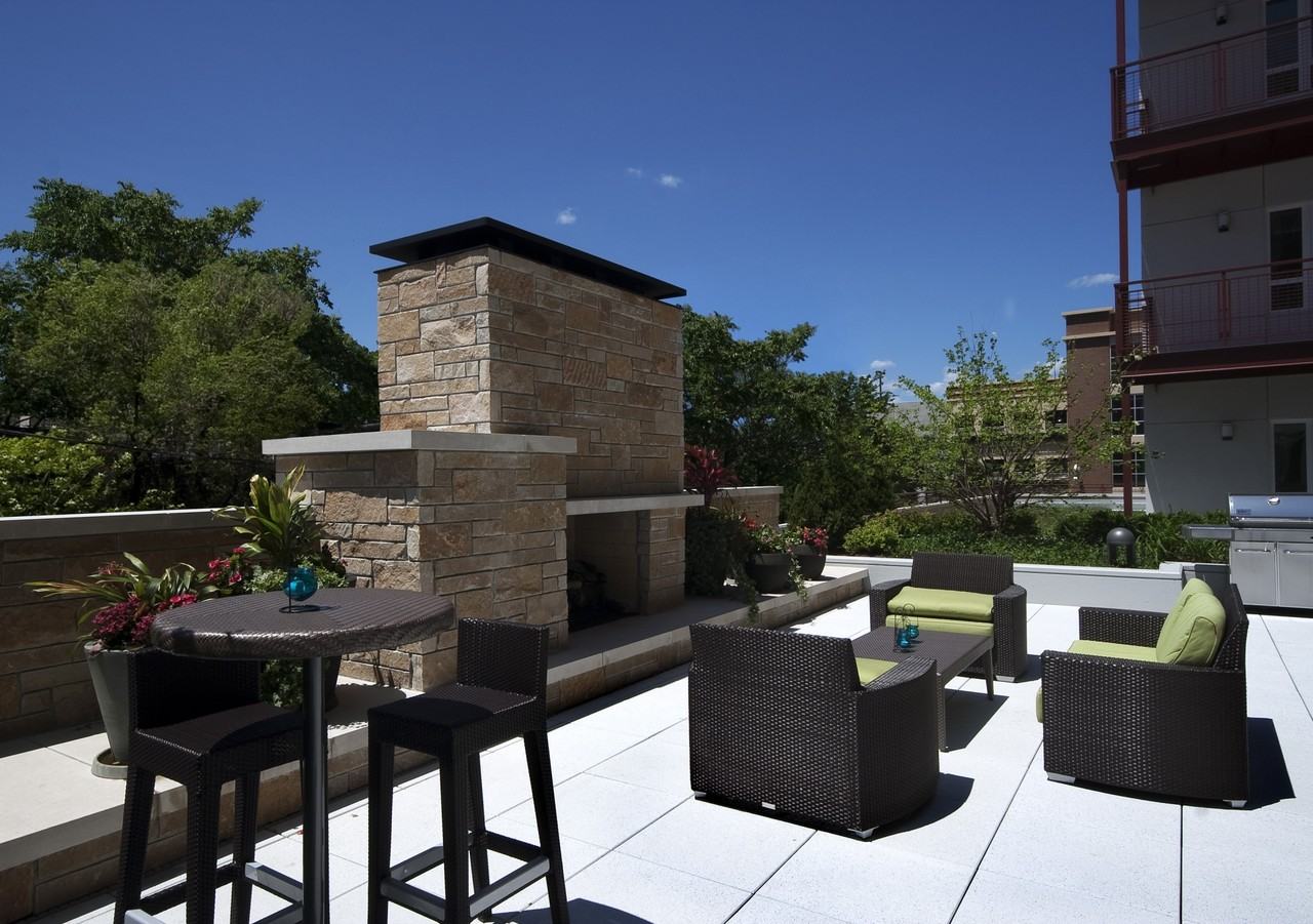 The Morgan at Loyola Station - Photo 3 of 11