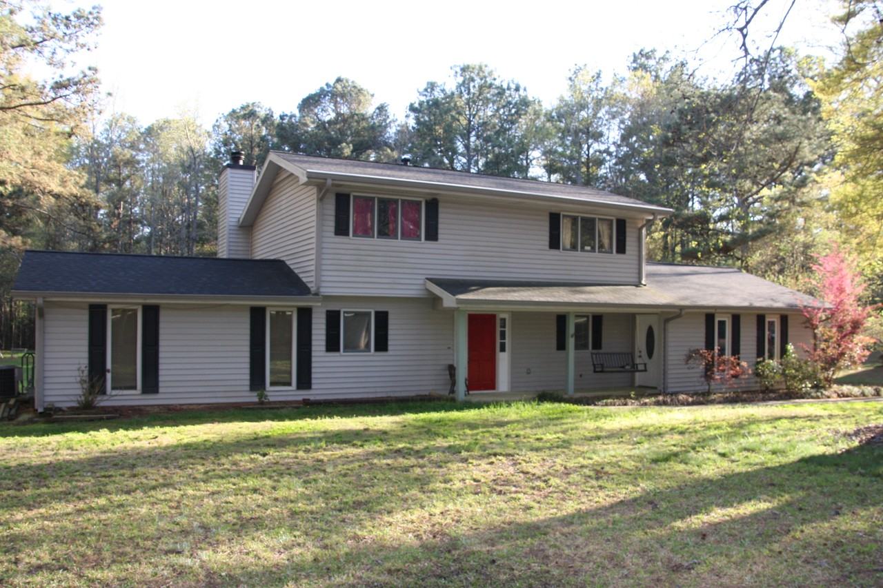 235 Julie Rd - Photo 2 of 16