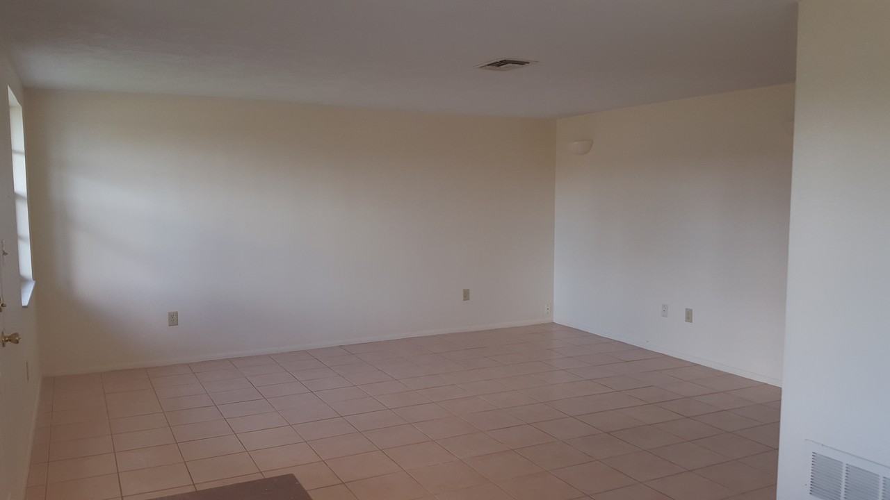 3752 Baden Dr - Photo 2 of 26