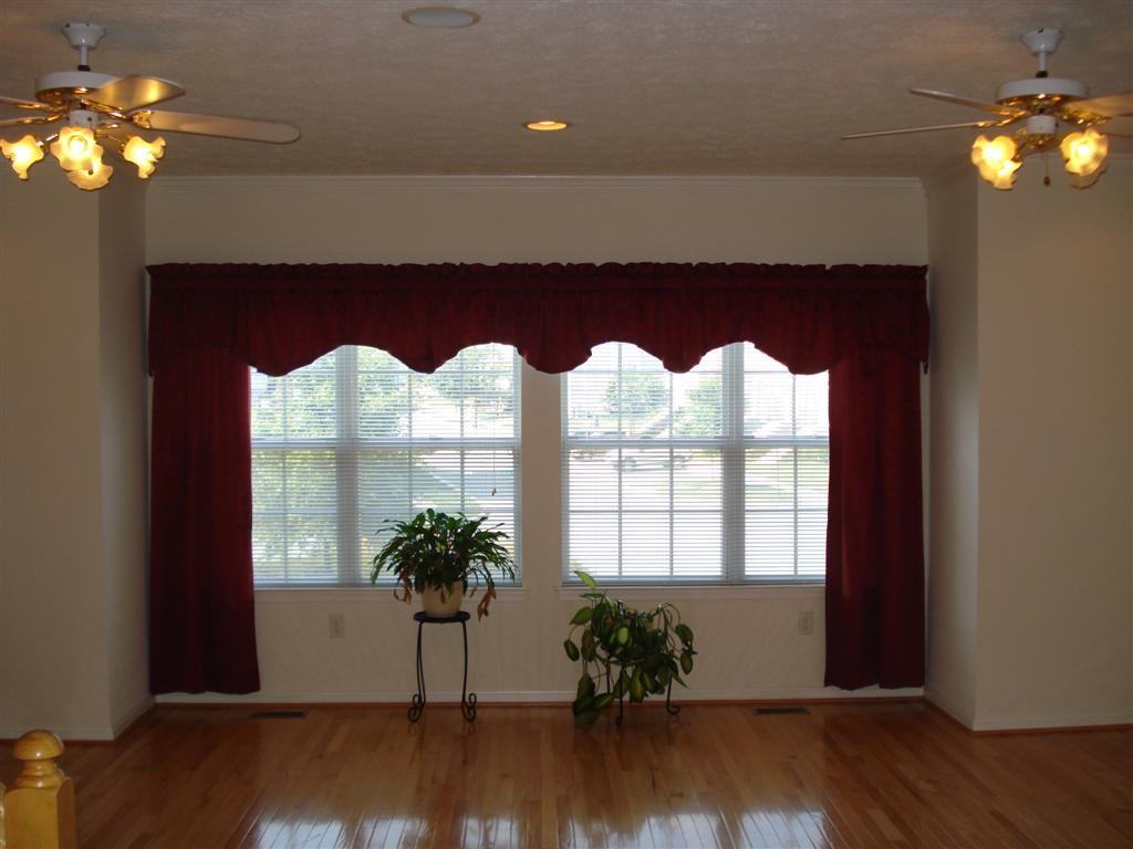 10700 Morning Glory Way - Photo 2 of 14