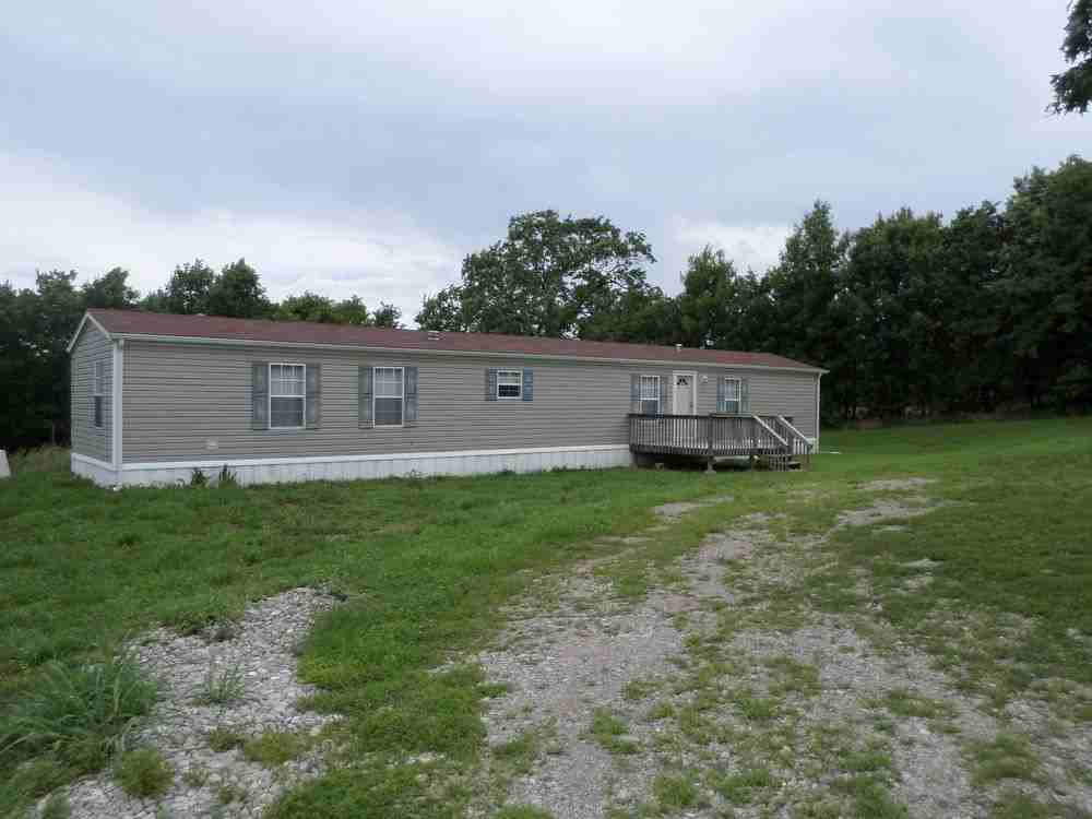 28411 Syracuse Ln - Photo 2 of 10