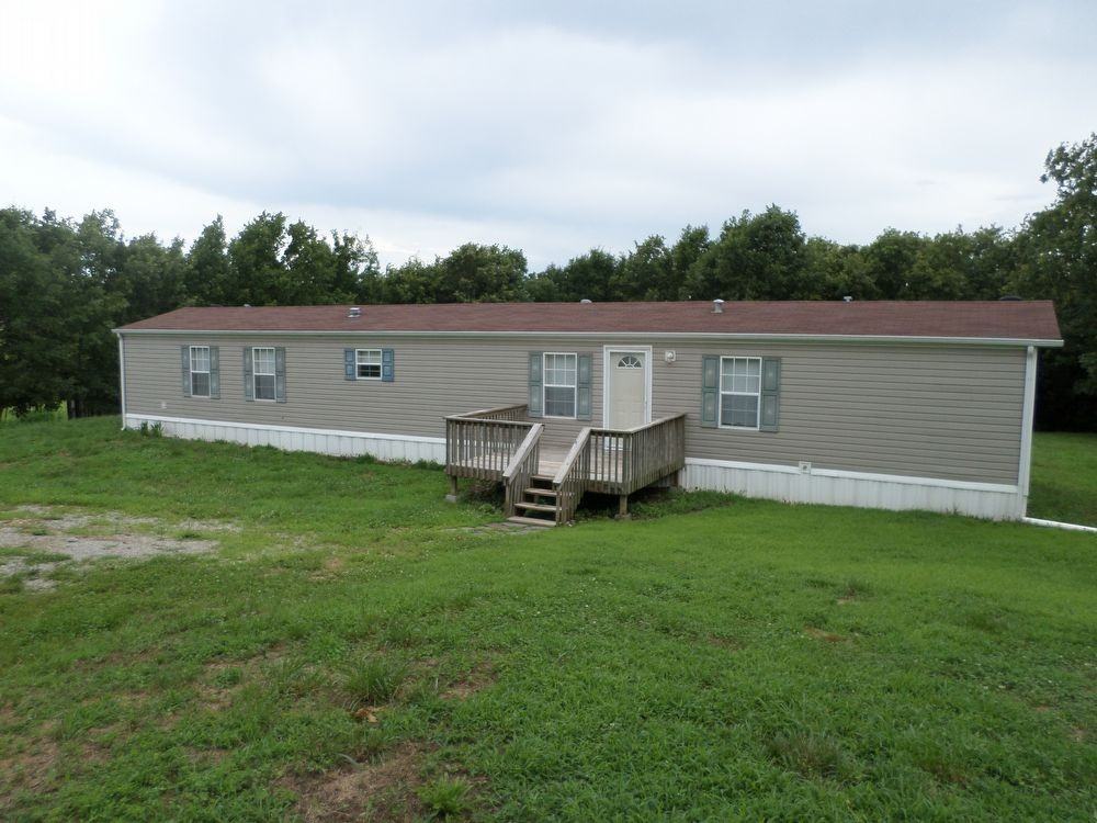 28411 Syracuse Ln - Photo 3 of 10