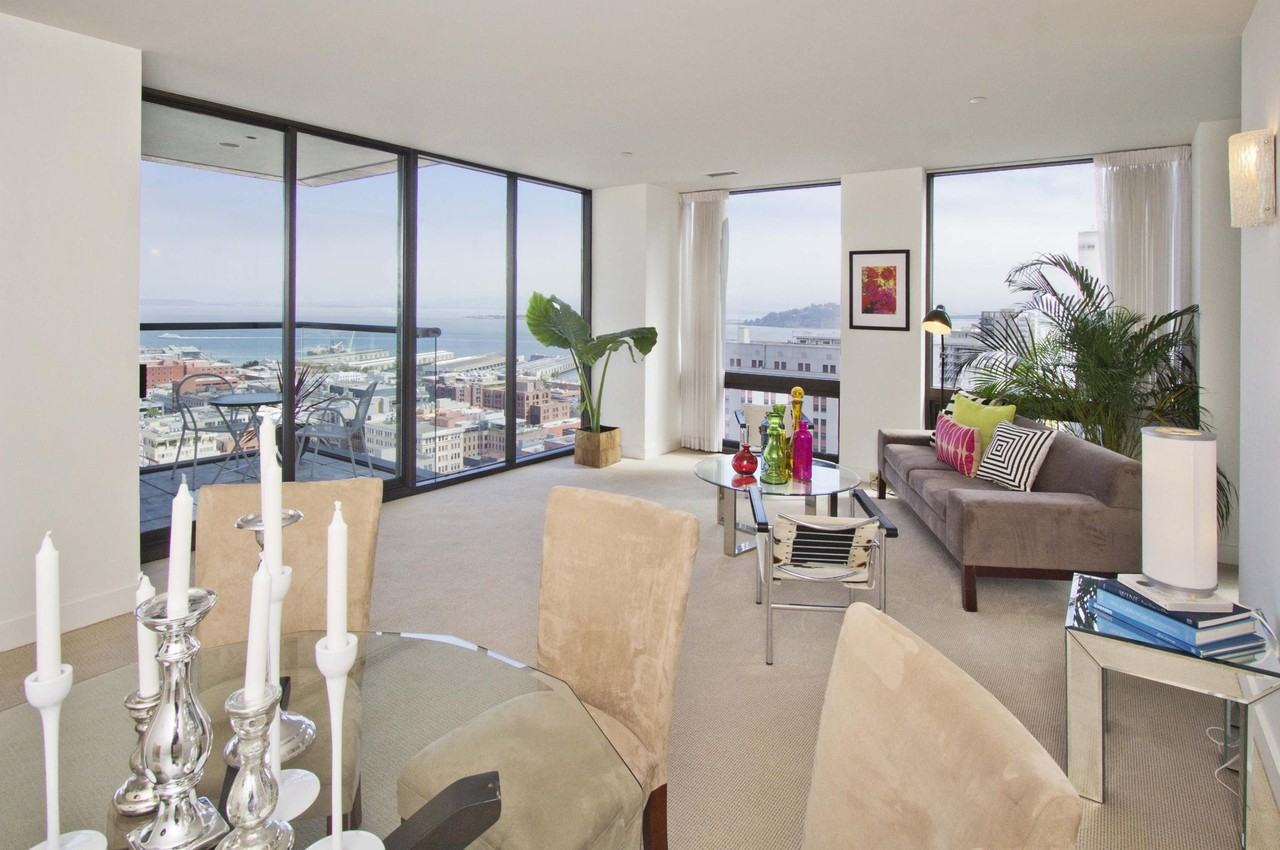 611 Washington Street #2204