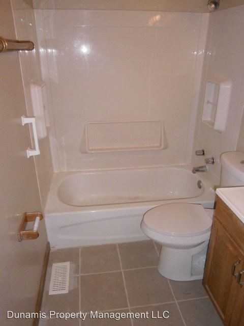 2916 Ridgeway Ave - Photo 2 of 4