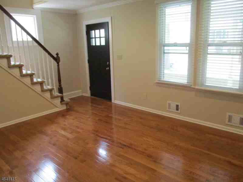 59 Summit Ave - Photo 2 of 11