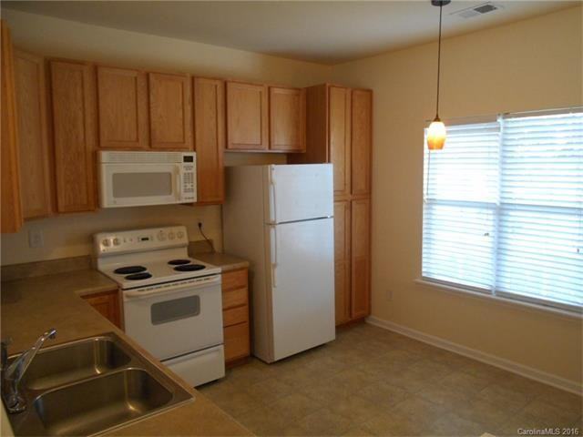 207 Azteca Dr - Photo 3 of 19