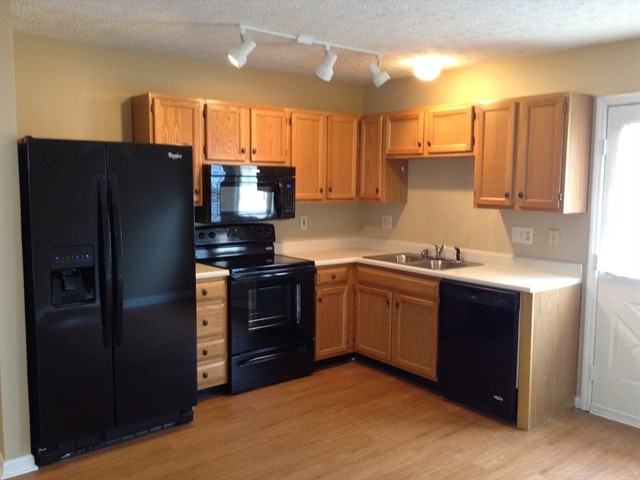 21 Sandpiper Ct - Photo 2 of 9
