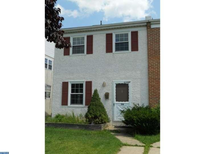 136 Jay St - Photo 2 of 16