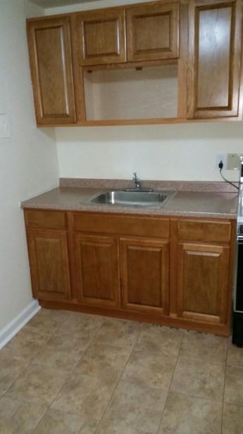 331 Carroll St - Photo 2 of 7