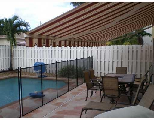 16148 Southwest 138th Place - Photo 2 of 8