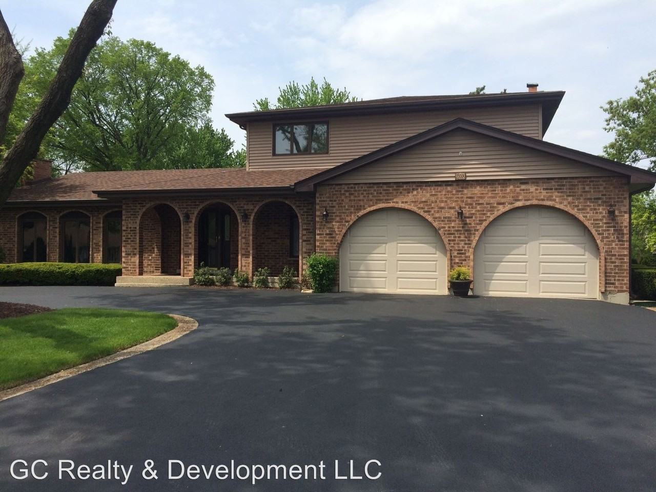 208 Lancaster Ave - Photo 2 of 17