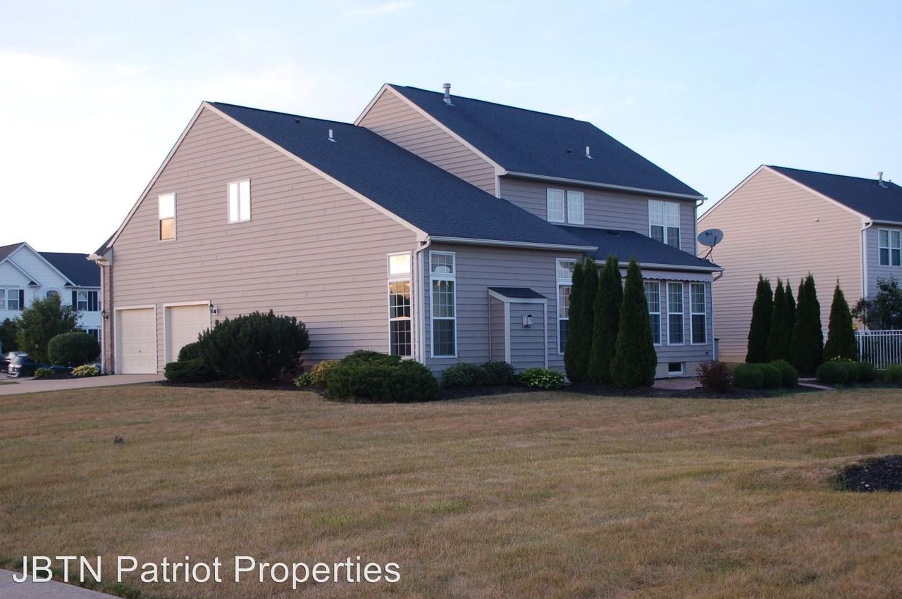 33467 Vineyard Park - Photo 2 of 13