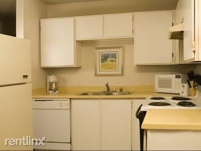 Brighton Woods Apartment Homes - Photo 3 of 9