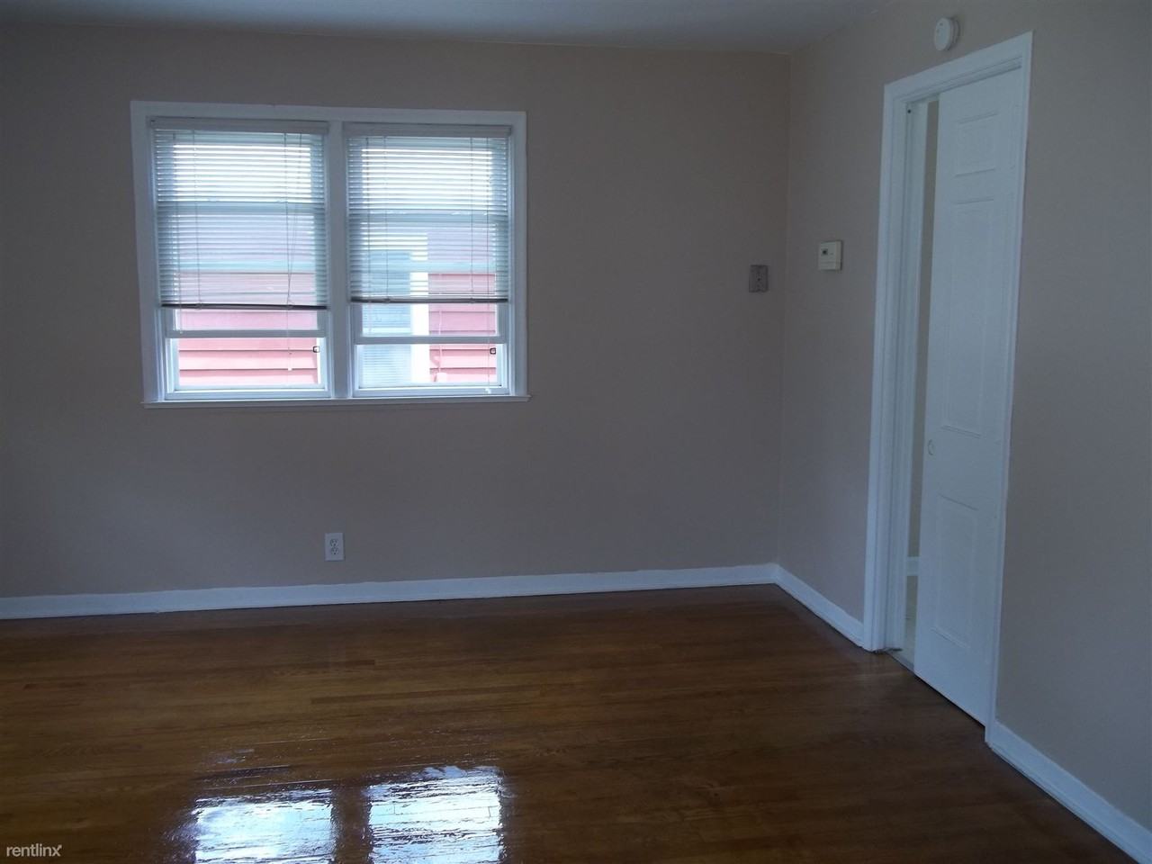 1125 Woodbine Ave - Photo 2 of 9