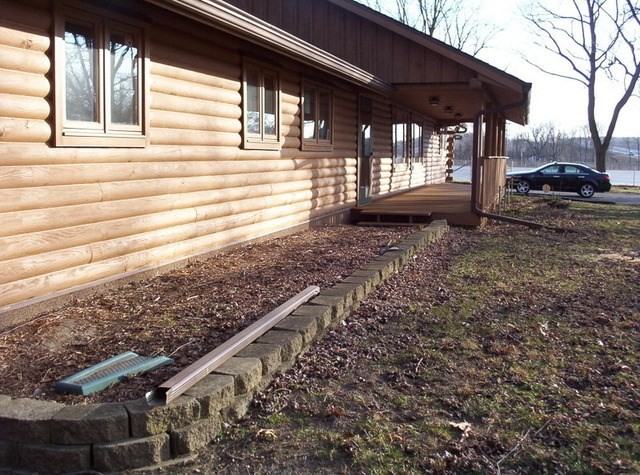 400 S Main St - Photo 2 of 19