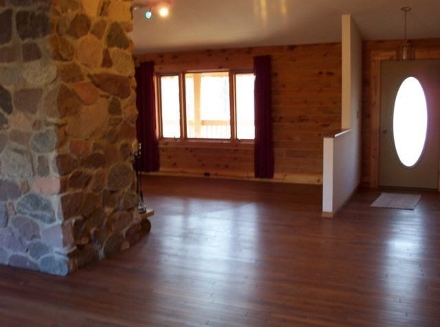 400 S Main St - Photo 3 of 19