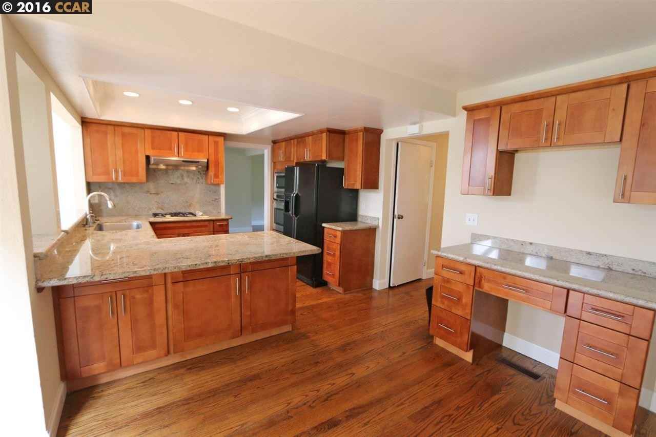 7 Silvia Ct - Photo 3 of 21