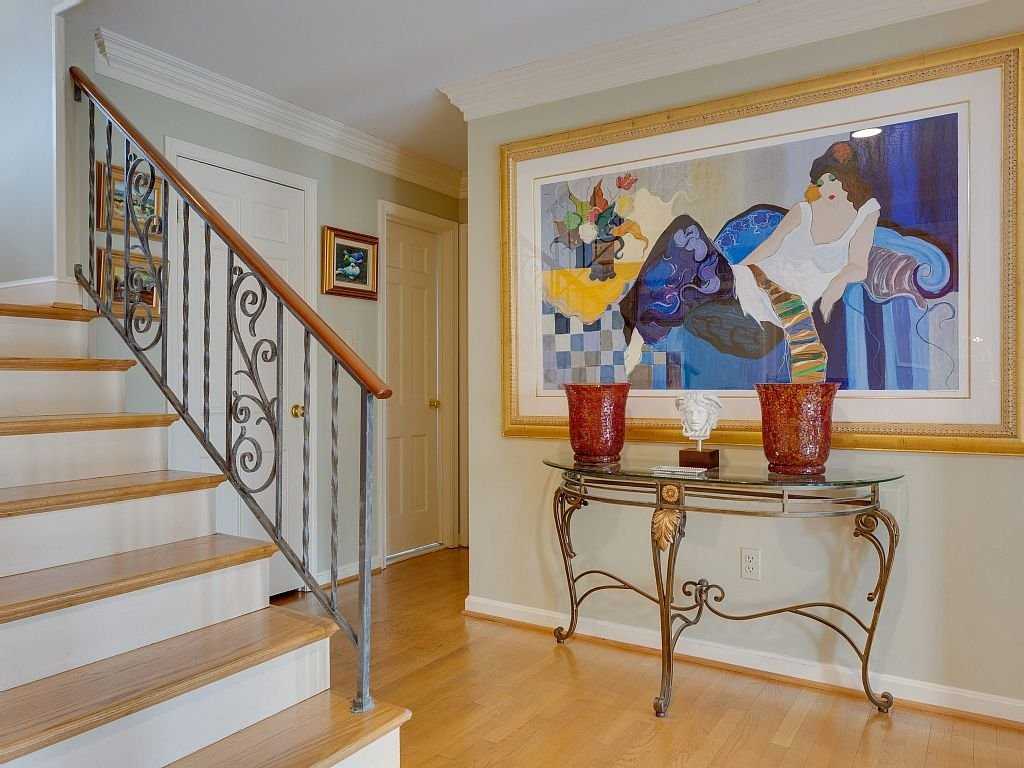 3711 Sleepy Hollow Rd - Photo 3 of 22