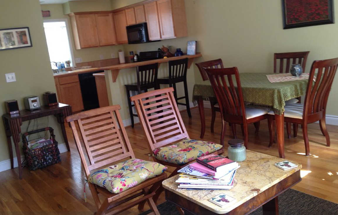 8835 Stone Ave N - Photo 3 of 18