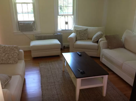 4715 Main St - Photo 3 of 12