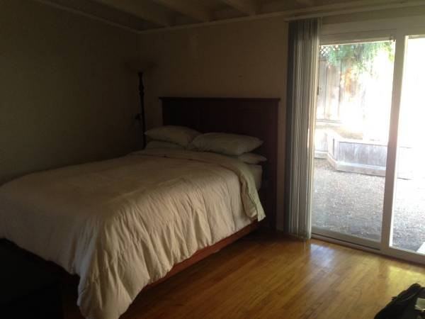 221 Lassen Ave - Photo 3 of 6
