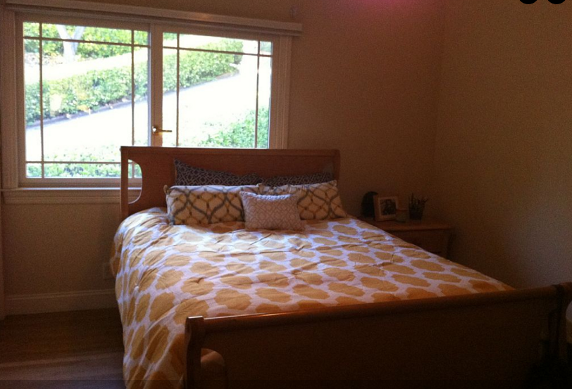 1015 Trinity Dr - Photo 2 of 12