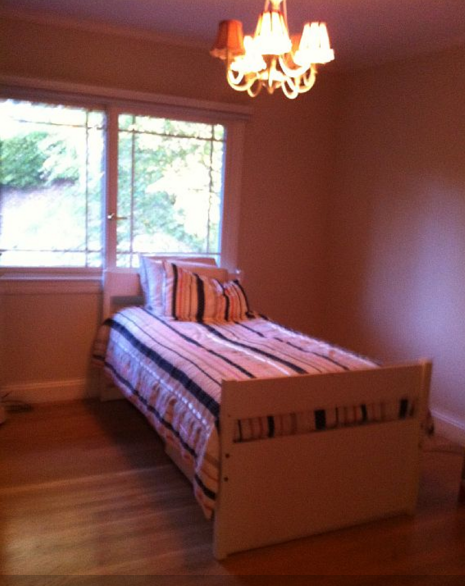 1015 Trinity Dr - Photo 3 of 12