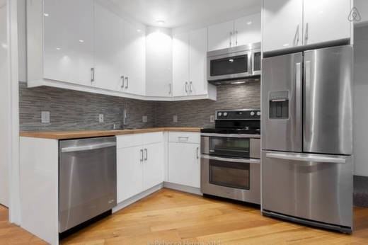 111 Baywood Ave - Photo 2 of 7