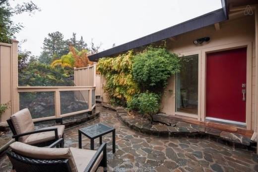 111 Baywood Ave - Photo 3 of 7