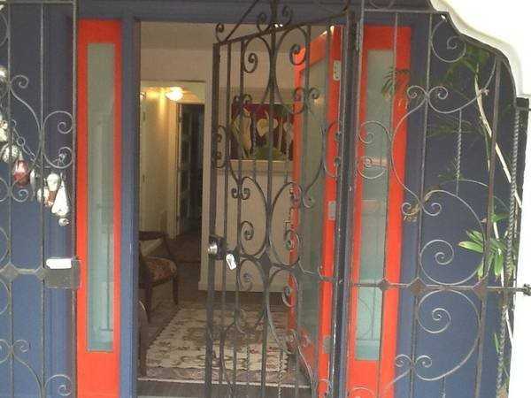 255 Laidley St - Photo 2 of 12