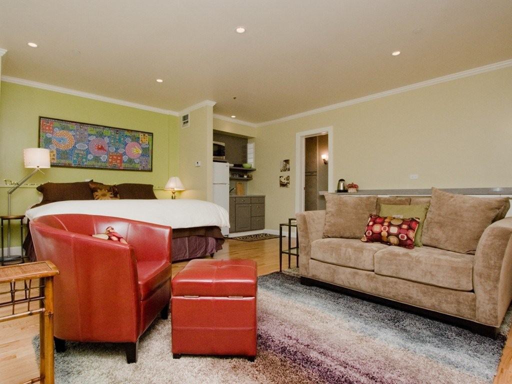 4623 18th St - Photo 3 of 19