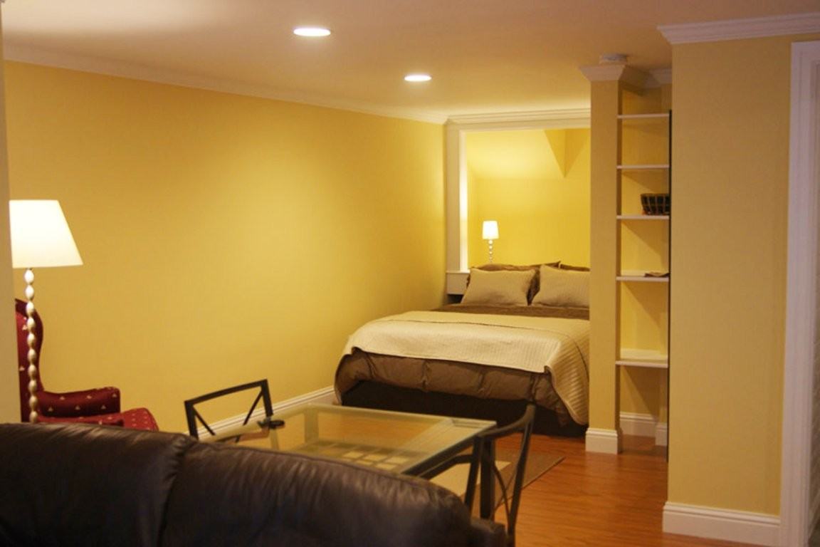 714 Ashbury St - Photo 3 of 9