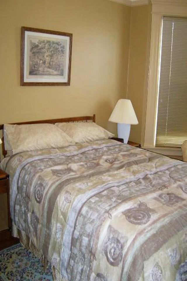 847 Fell St - Photo 2 of 10